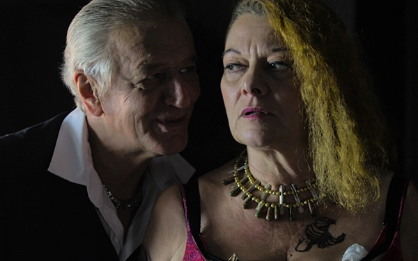 Ágnes Gyimesi and Zoltán Mucsi in The Deal